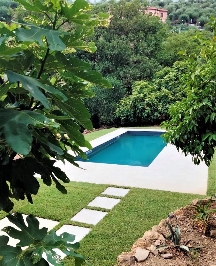 Agriturismo Oltrealmare Civezza 외부 사진