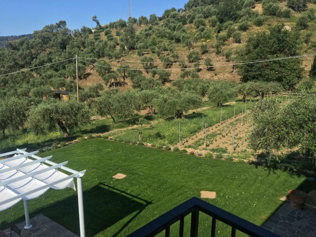 Agriturismo Oltrealmare Civezza 외부 사진