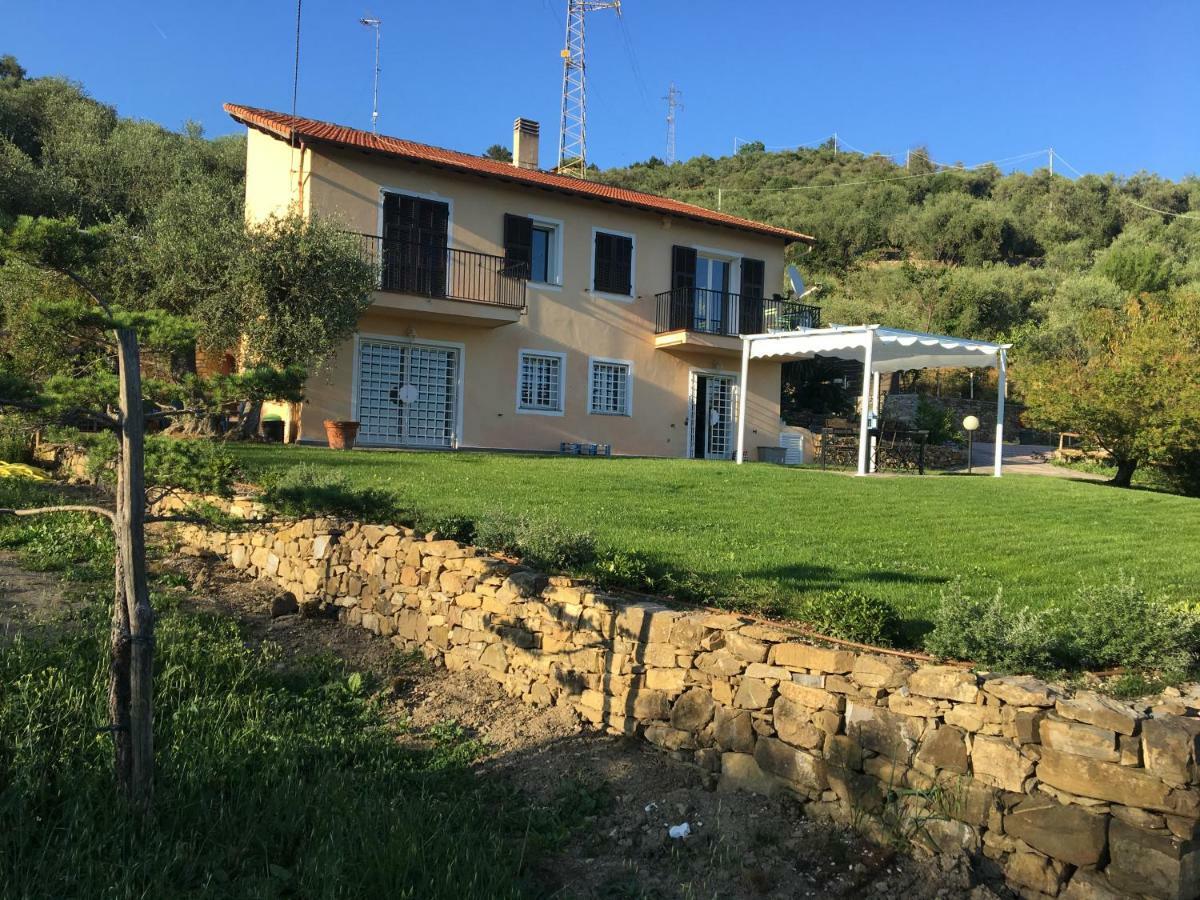 Agriturismo Oltrealmare Civezza 외부 사진